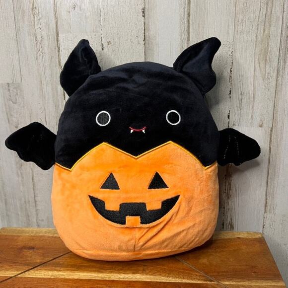 Squishmallows 10" Emily the Bat Halloween Plush 2020 - Picture 1 of 5